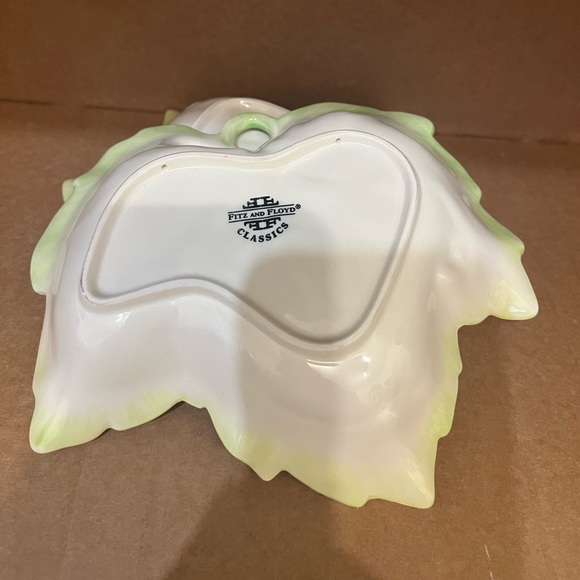 Set of 4 Fitz and Floyd leaf dishes - 3 bowls and a plate - Picture 4 of 9
